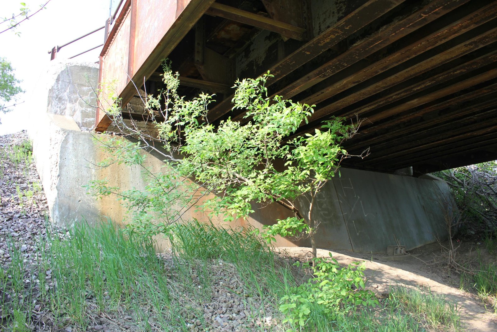 South abutment